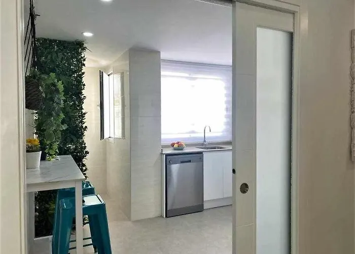 Xv Morales & Arnal Daire *