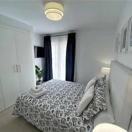 Xv Morales & Arnal إِستيبونا